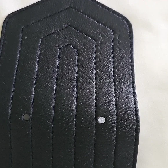 Burberry Black - Picture 3 of 9